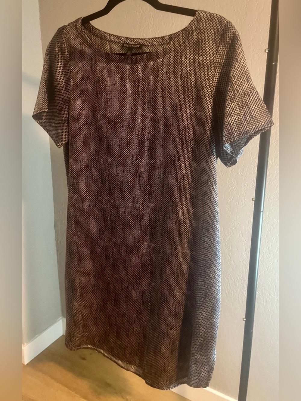 Eileen Fisher Silk Black and White Geometric Short Sleeve Shift Dress Size S/P
